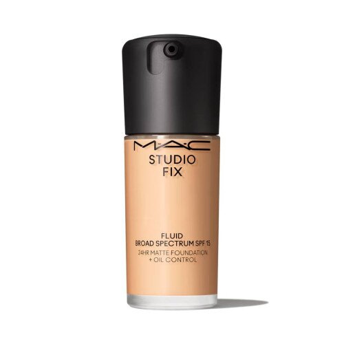 MAC Studio Fix Fluid SPF 15 24HR Matte Foundation + Oil Control - NC17