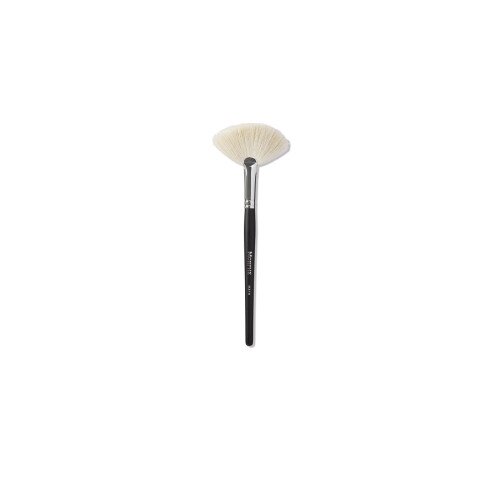 Morphe M310 - Large Soft Fan Highlighter Brush