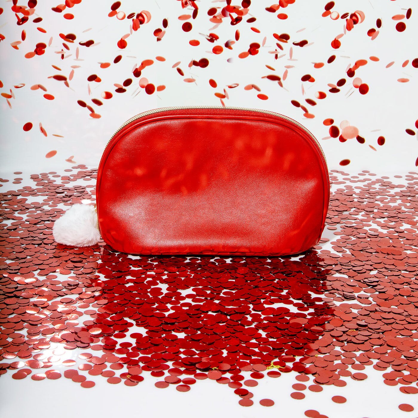 Buy BH Cosmetics Miss Claus Cosmetic Bag online in Pakistan Tejar.pk